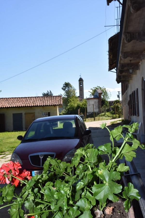 Lequio Tanaro La Casa Di Enzo Bed & Breakfast エクステリア 写真