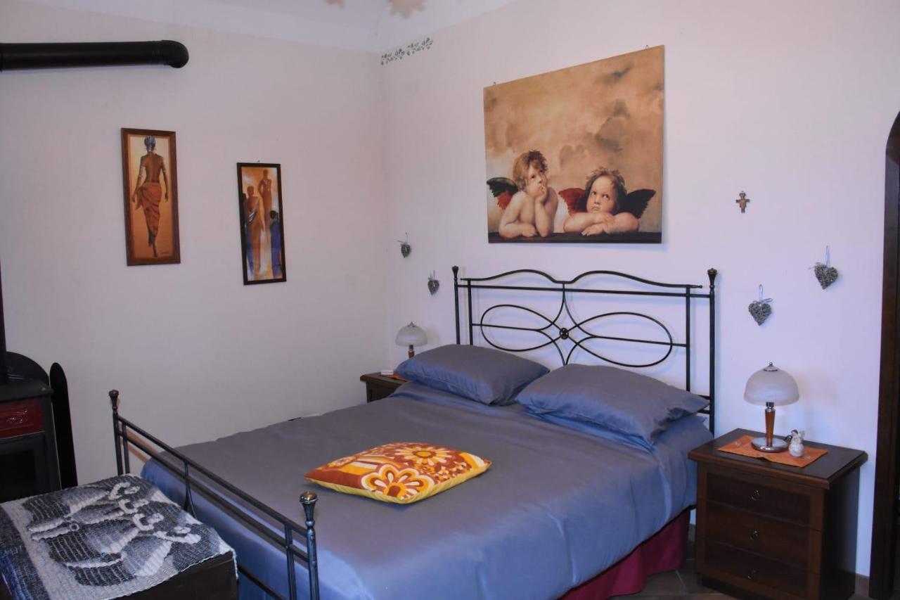 Lequio Tanaro La Casa Di Enzo Bed & Breakfast エクステリア 写真