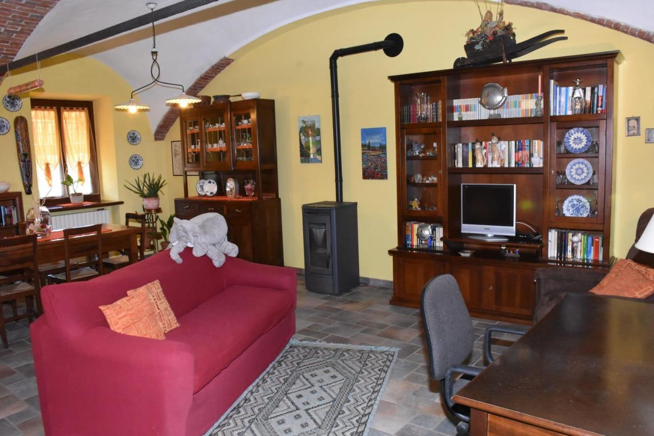 Lequio Tanaro La Casa Di Enzo Bed & Breakfast エクステリア 写真