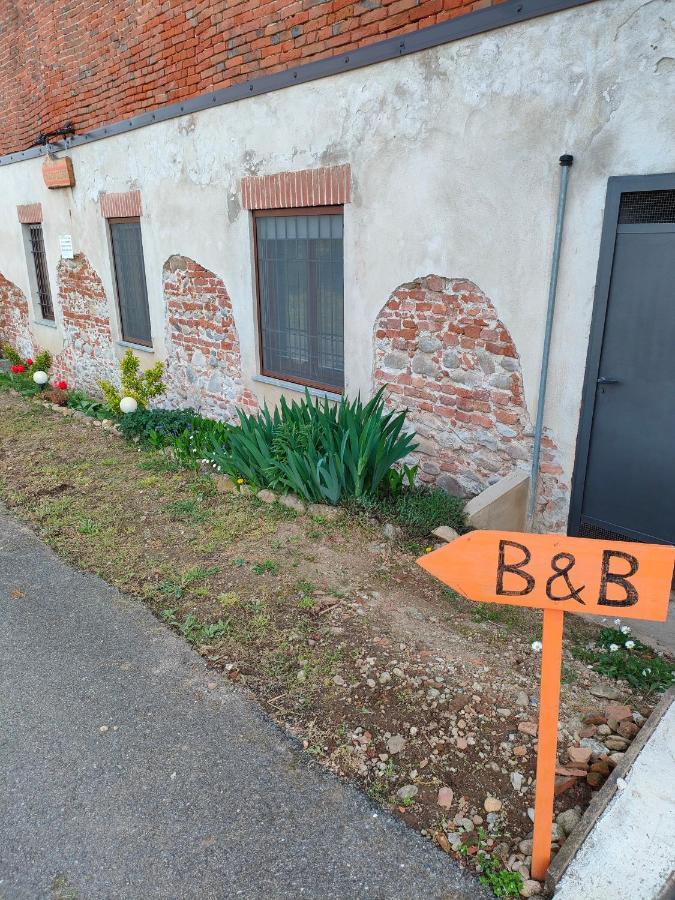 Lequio Tanaro La Casa Di Enzo Bed & Breakfast エクステリア 写真
